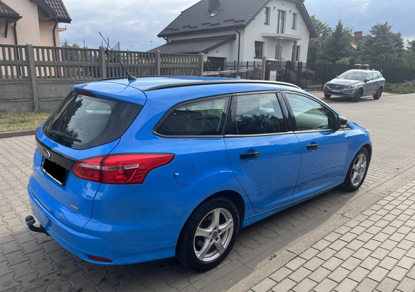 Ford Focus cena 34000 przebieg: 83000, rok produkcji 2015 z Żyrardów małe 232